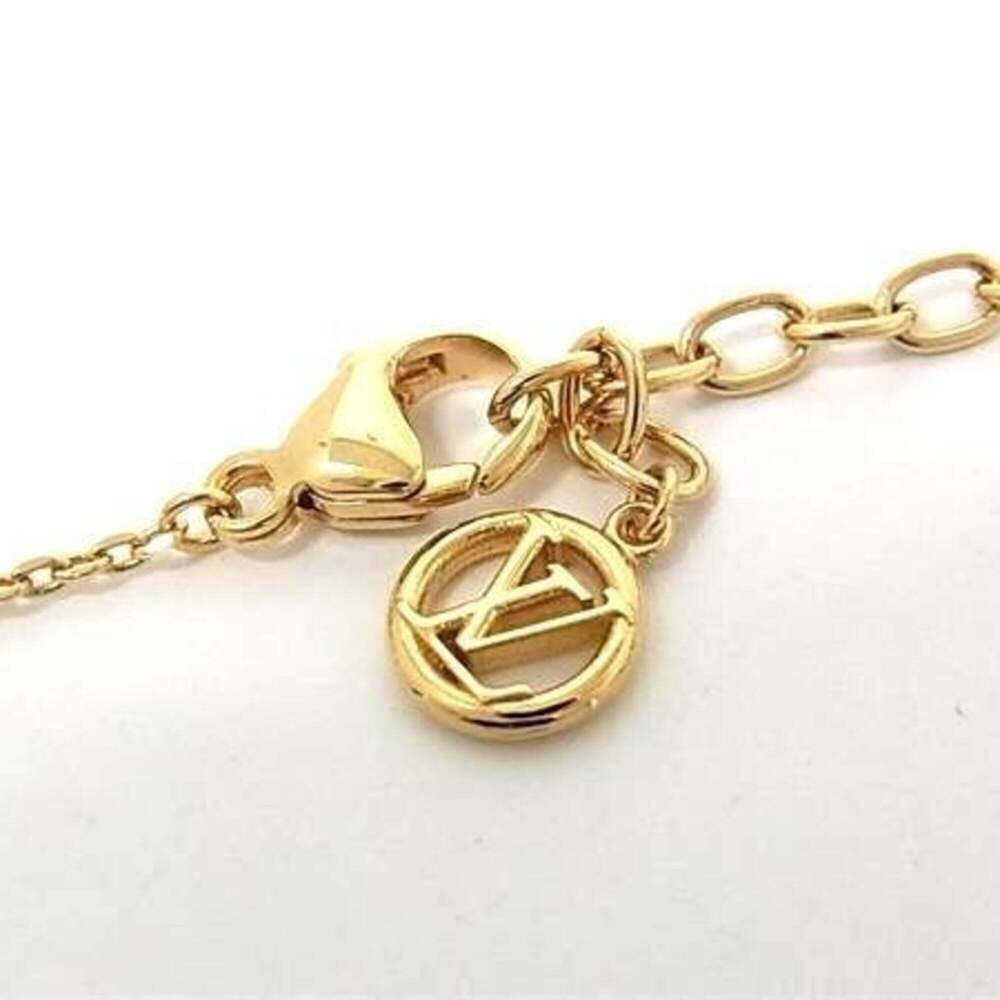 LOUIS VUITTON Gold Heart Necklace - Picture 3 of 3